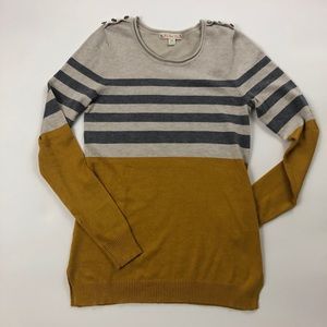 NWOT Mustard, Cream, Gray Soft Sweater Size XS
